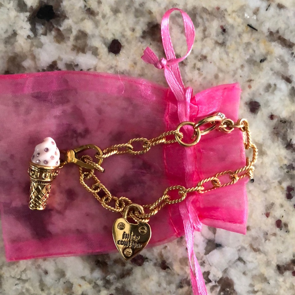 Juicy charm bracelet